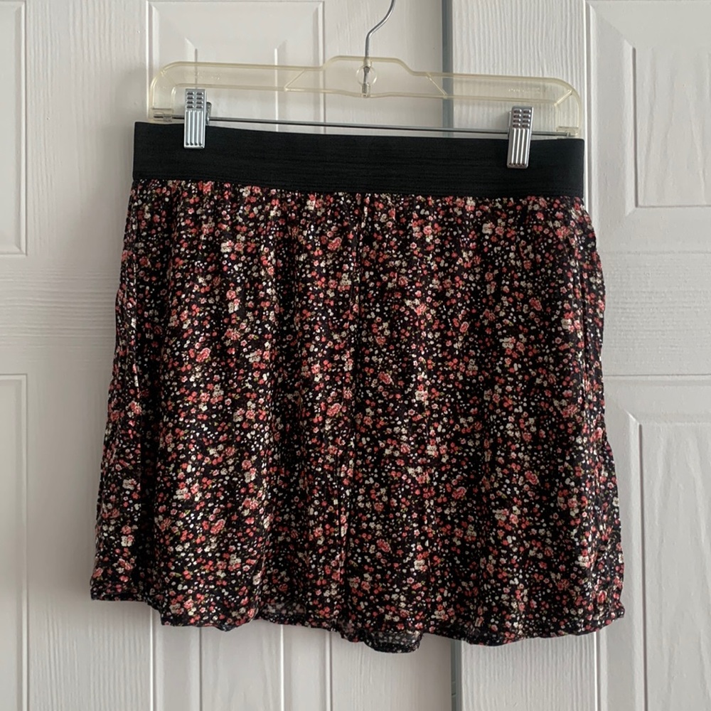 Urban Behavior Shirt Floral Skirt
